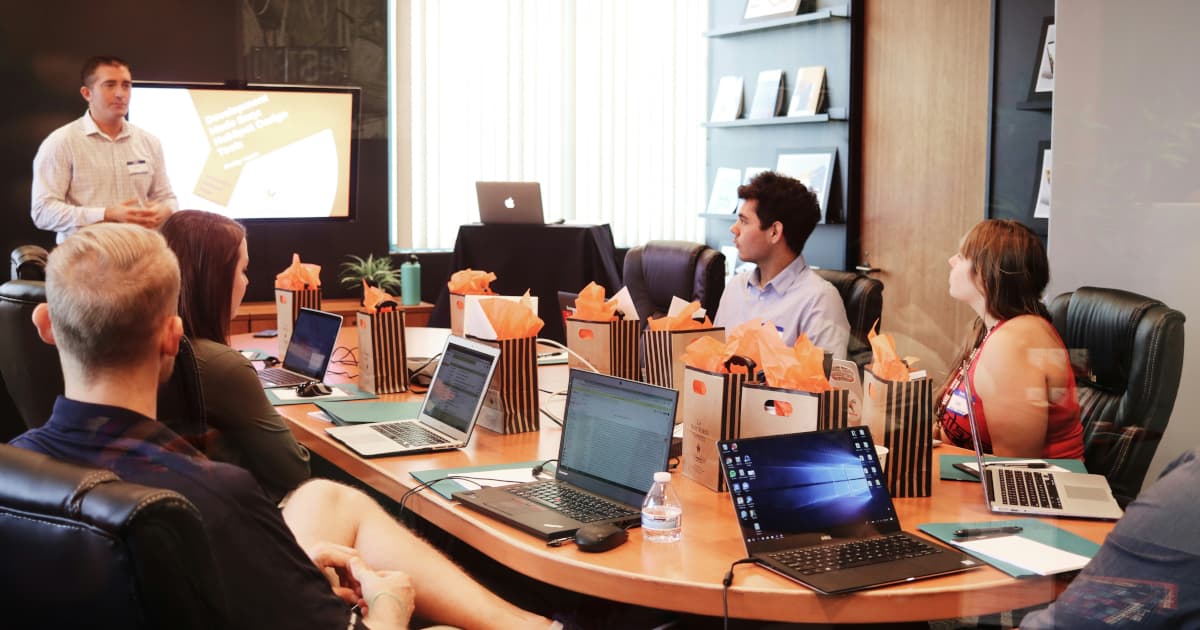 Free 'Workday Clarity Checklist' Released to Help Professionals Combat Daily Overwhelm