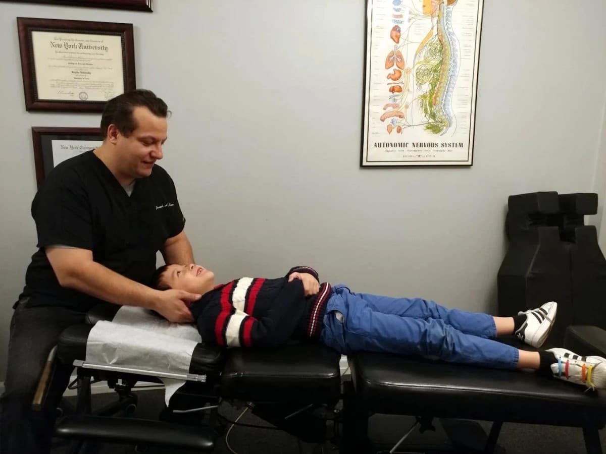 Cucci Chiropractic Celebrates 25 Years of Service, Launches Spanish-Language Intake Forms