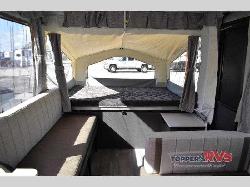 Topper's RV Maintains Steady Pop-Up Camper Inventory Across Texas