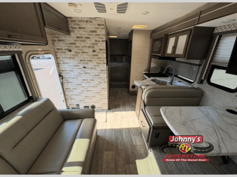 Johnny’s RV Superstore Reports Updated Inventory Cycle Amid Steady Alabama RV Demand